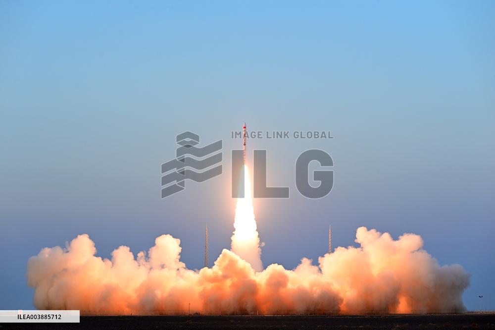 CERES-1 Rocket Launches Five Satellites - China