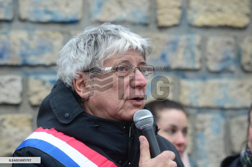 Rally Against The Replacement Of The Bichat And Beaujon Hospitals - Paris