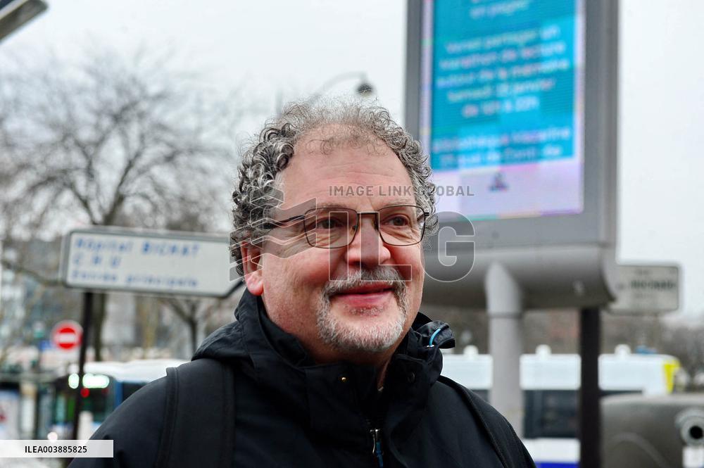 Rally Against The Replacement Of The Bichat And Beaujon Hospitals - Paris