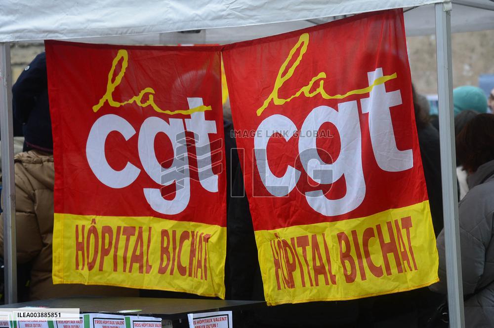 Rally Against The Replacement Of The Bichat And Beaujon Hospitals - Paris