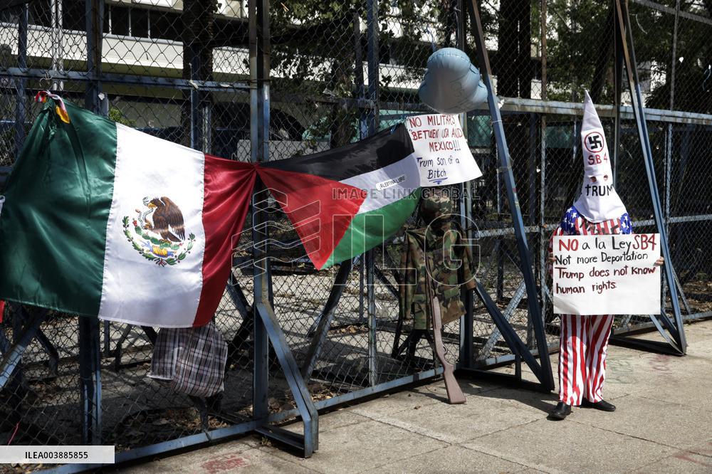 Protest Against Trump's Deportation Policy - Mexico