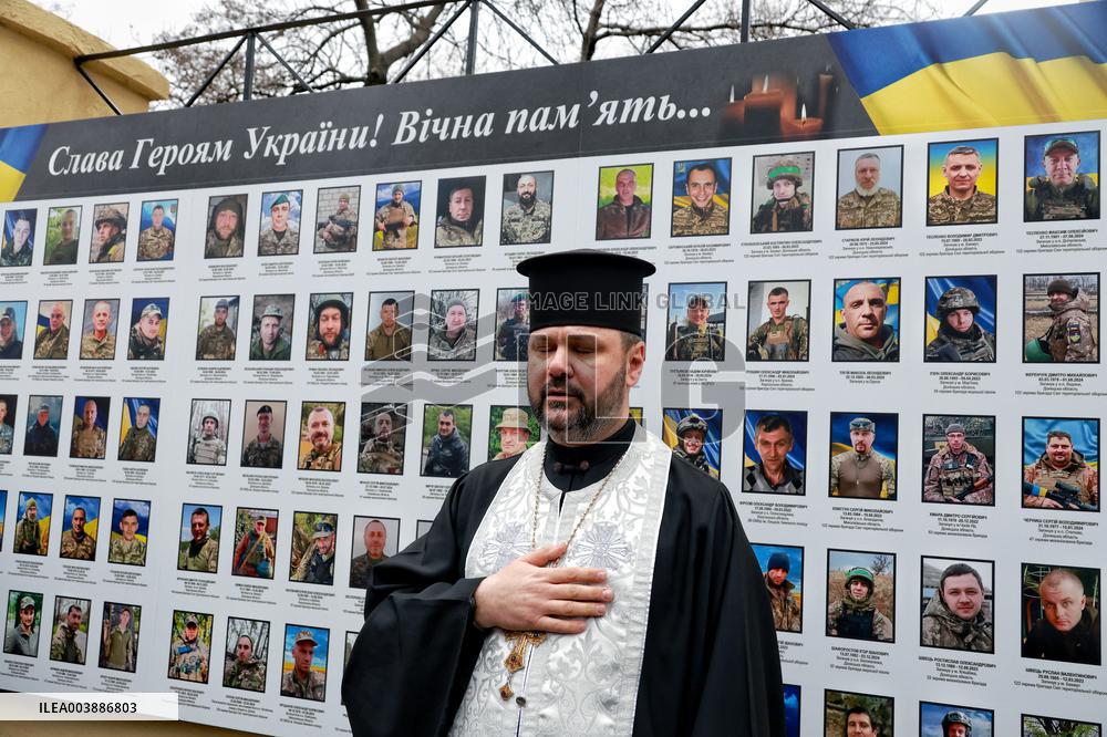 Wall in memory of fallen defenders opens in Odesa