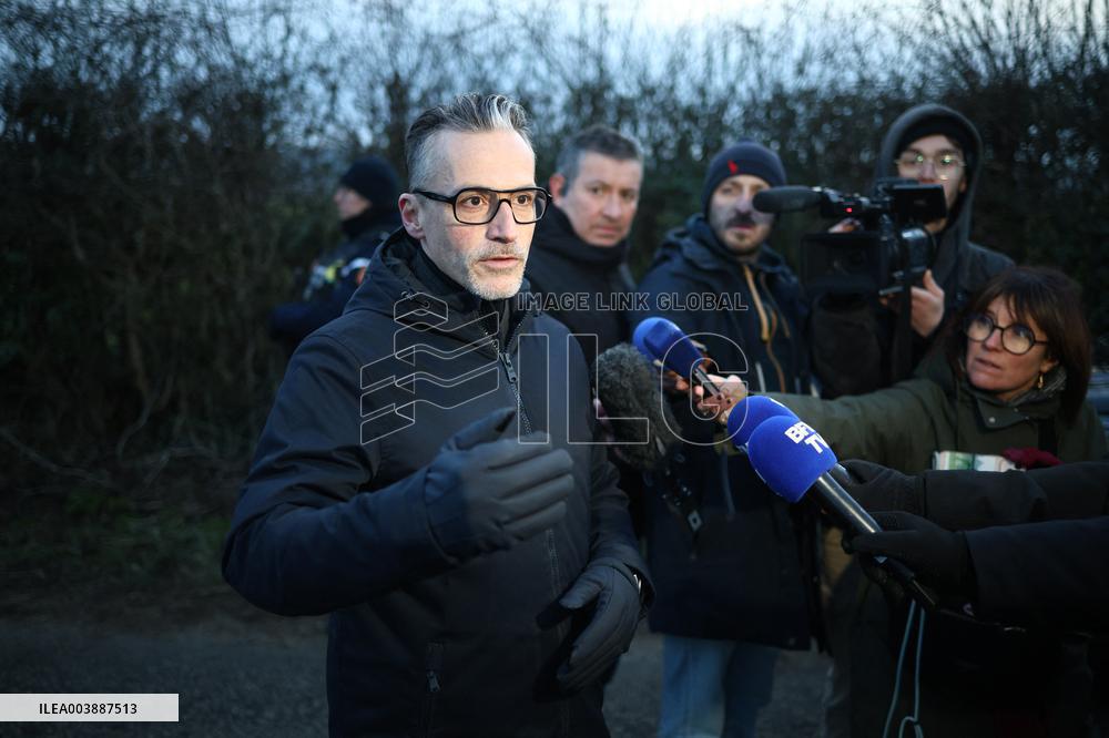 Monique Olivier During Lydie Loge's Research - Saint-Christophe-le-Jajole