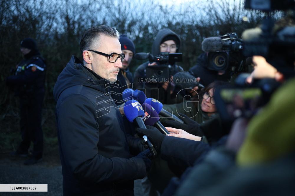 Monique Olivier During Lydie Loge's Research - Saint-Christophe-le-Jajole
