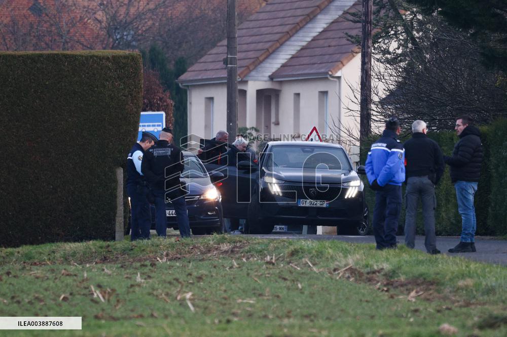 Monique Olivier During Lydie Loge's Research - Saint-Christophe-le-Jajole