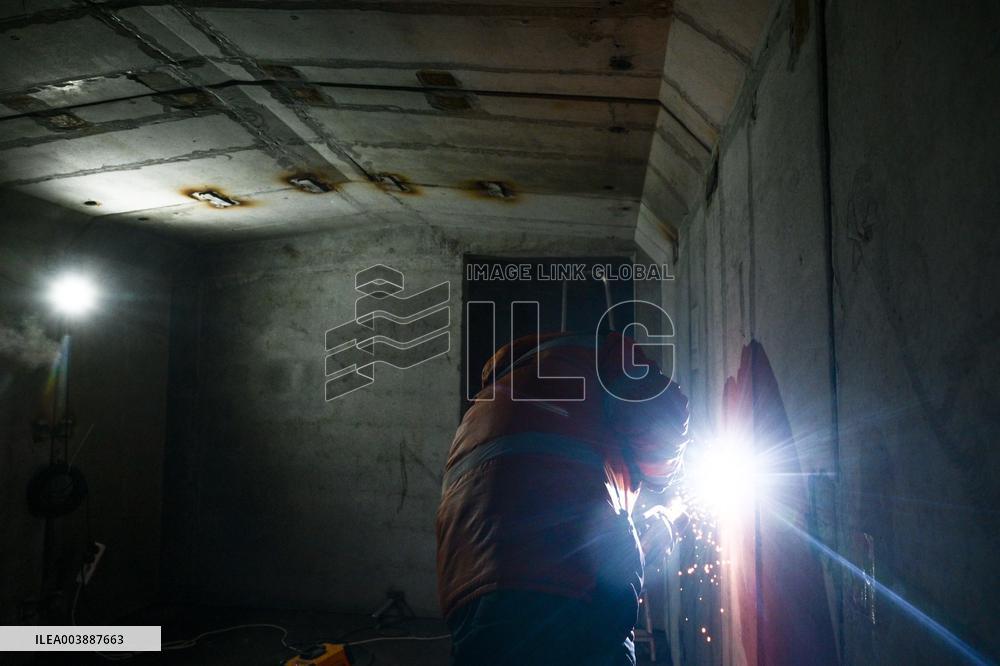 Bomb shelters installed in public spaces in Zaporizhzhia