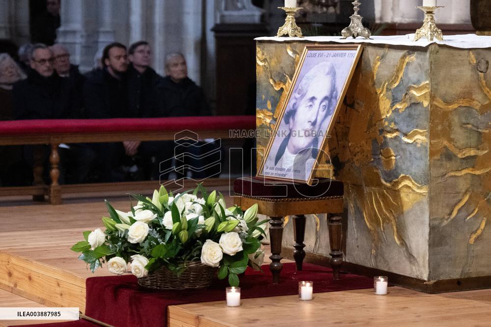 Tribute to King Louis XVI - Paris