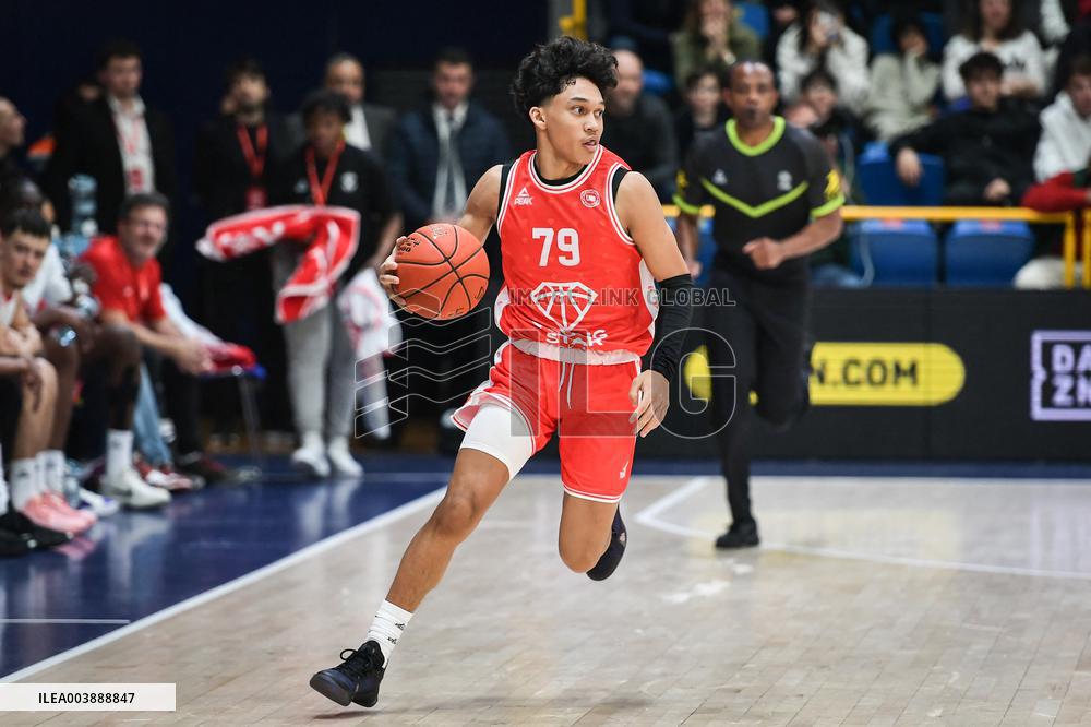 Basketball - Young Star Game - FA