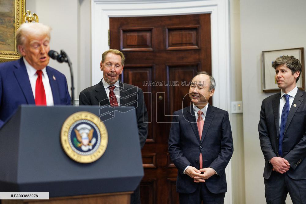 DC: President Donald Trump delivers remarks on AI Infrastructure in the Roosevelt Room