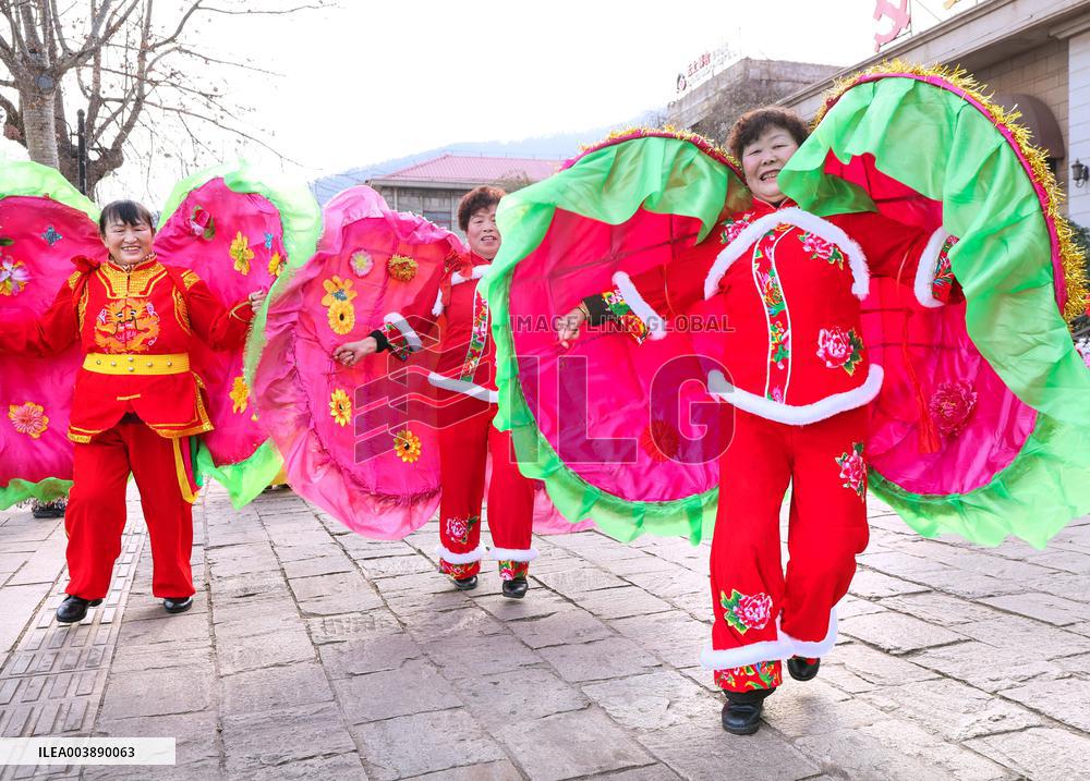Spring Festival Folk Activity Performance