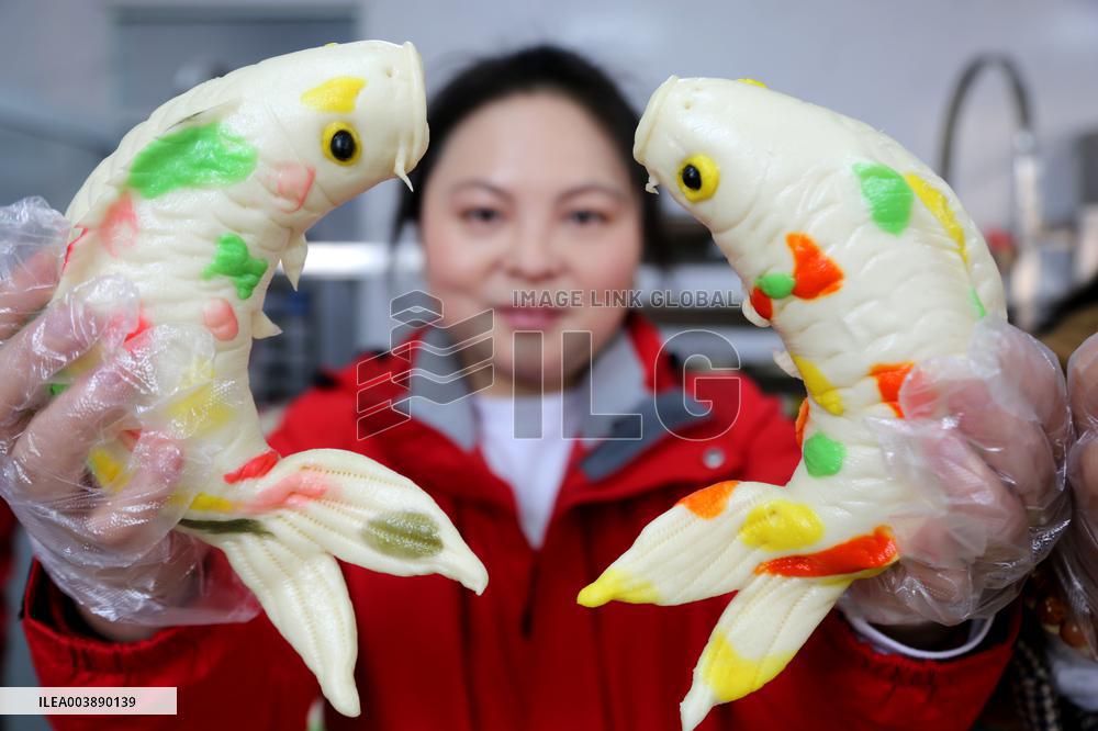 Chinese Lunar New Year Food HUAMO