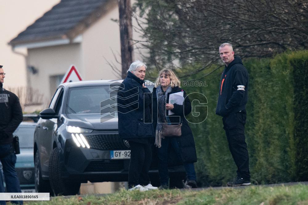 Monique Olivier During Lydie Loge's Research - Saint-Christophe-le-Jajole