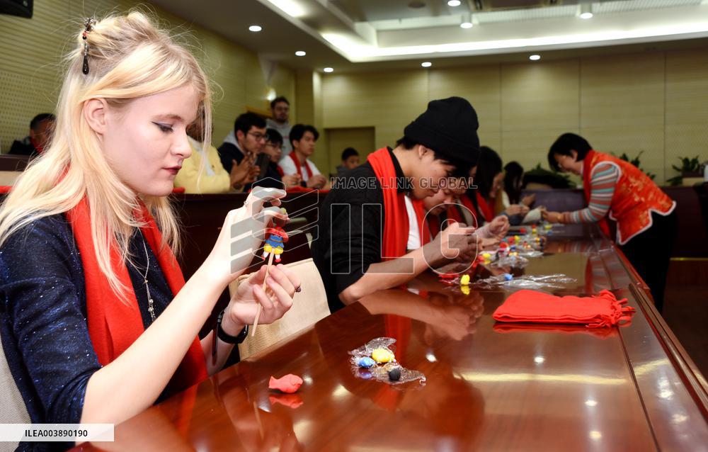 International Students Experience Chinese Lunar New Year customs