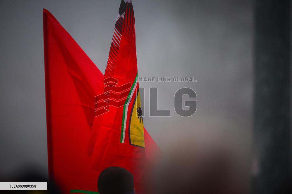 MOTORI - Formula 1 - Ferrari supporters for the first time of Lewis Hamilton on Ferrari F1