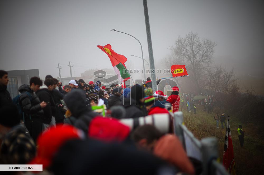 MOTORI - Formula 1 - Ferrari supporters for the first time of Lewis Hamilton on Ferrari F1