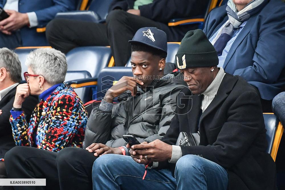 Basketball  Young Star Game  Celebrities  FA