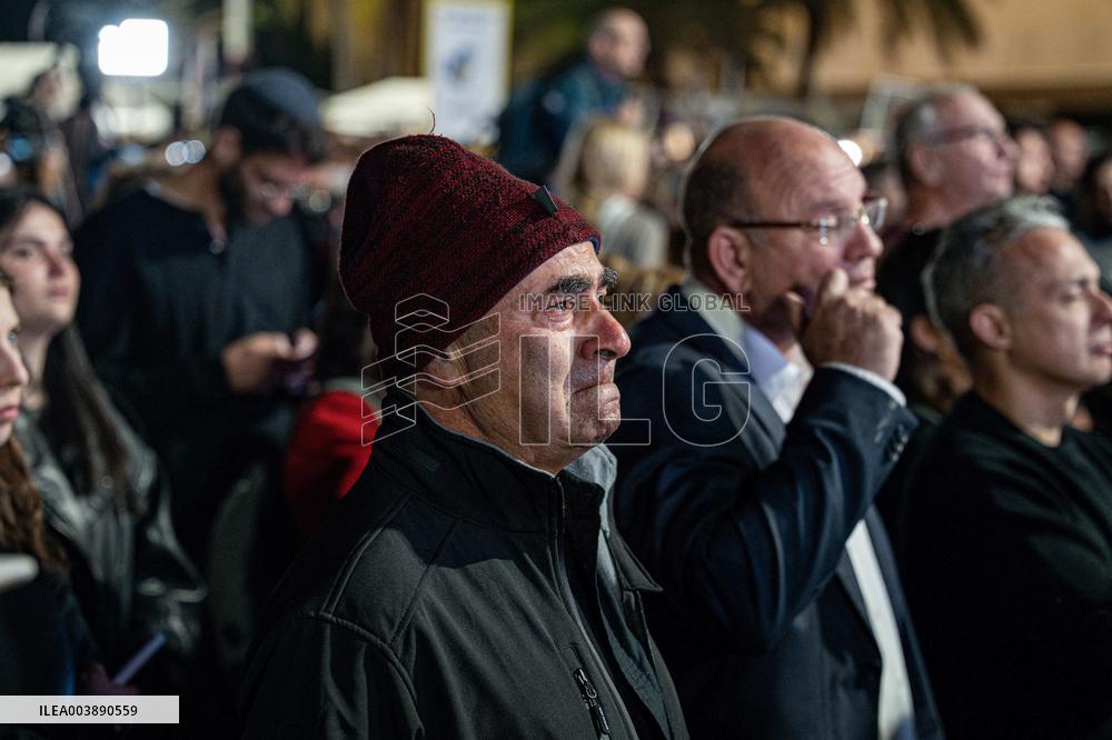 Tel Aviv Live Broadcast Hostages Release - Israel