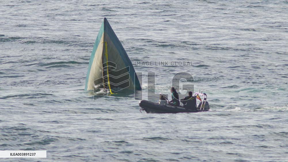 Fishing Vessel Locates A Narco-Submarine In Waters Off The Costa Da Morte