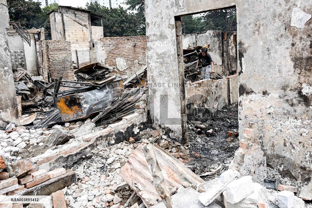 Fire Destroyed Hundreds of House In Central Jakarta