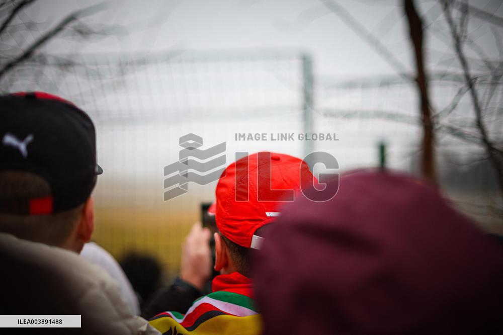 MOTORI - Formula 1 - Lewis Hamilton sulla Ferrari