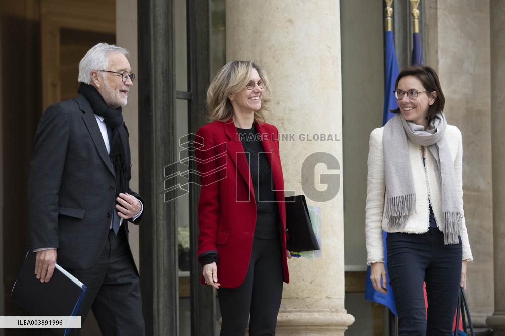 Weekly Cabinet Meeting - Paris