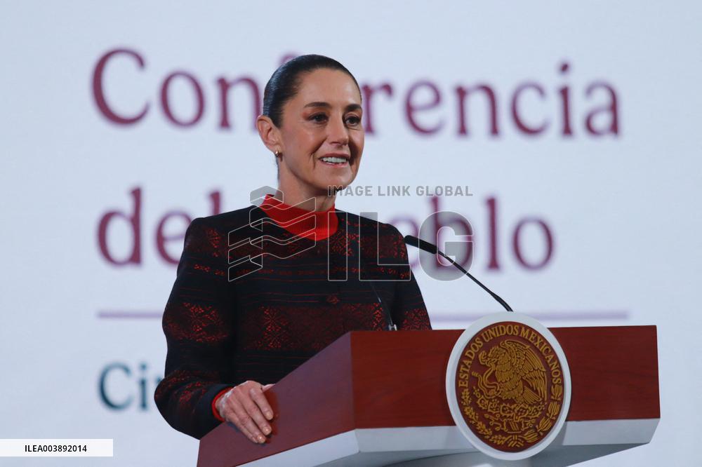 Mexico's Claudia Sheinbaum urges 'cool heads' in face of Trump threats