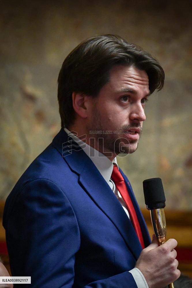 Questions to the government at the National Assembly in Paris FA