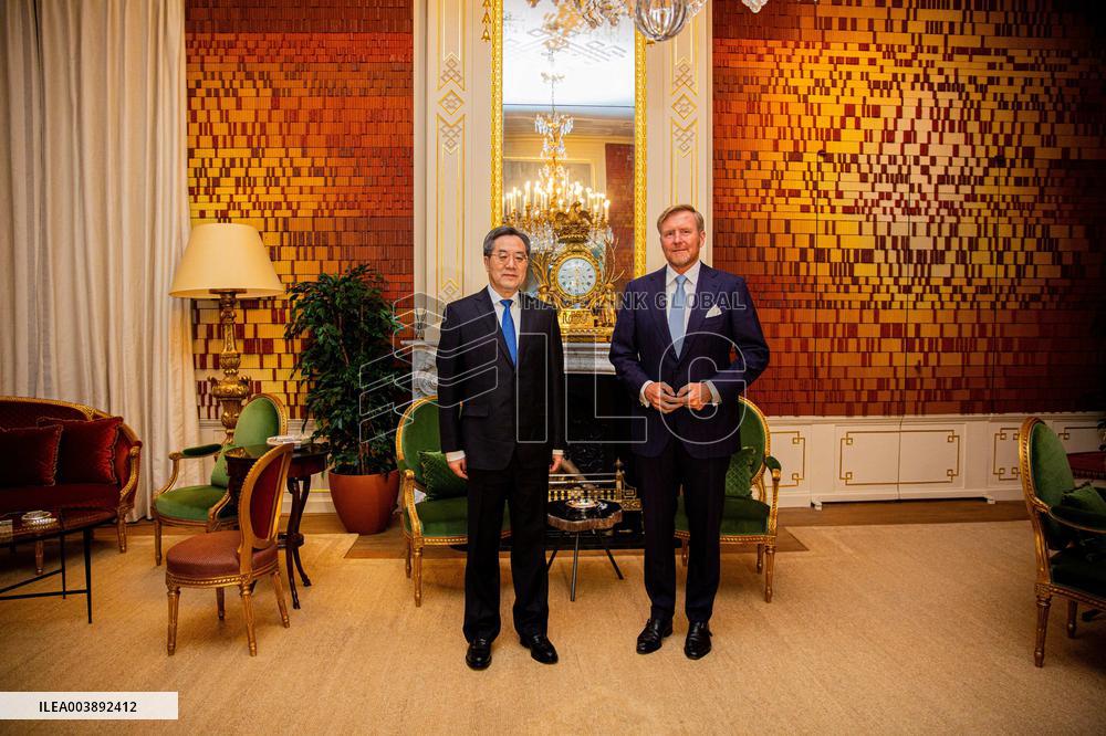 King Willem Alexander Receives China's Vice PM - The Hague