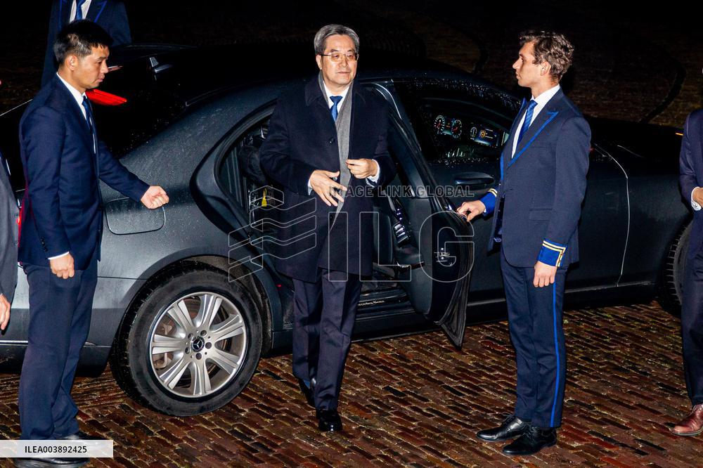King Willem Alexander Receives China's Vice PM - The Hague