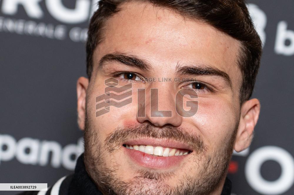 Exclu - Antoine Dupont at an event - Paris AJ