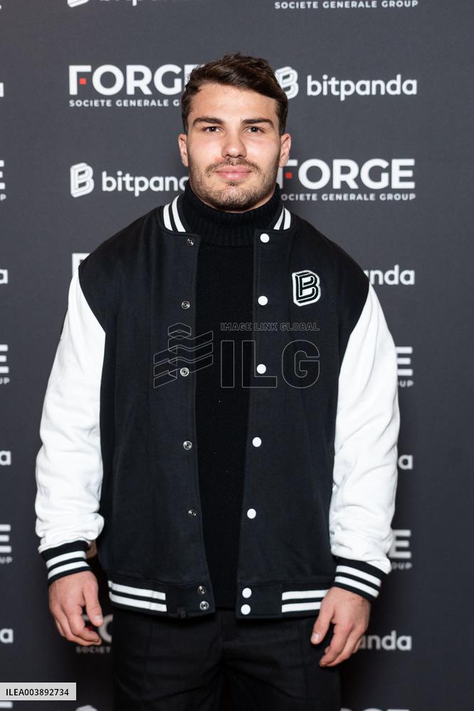 Exclu - Antoine Dupont at an event - Paris AJ