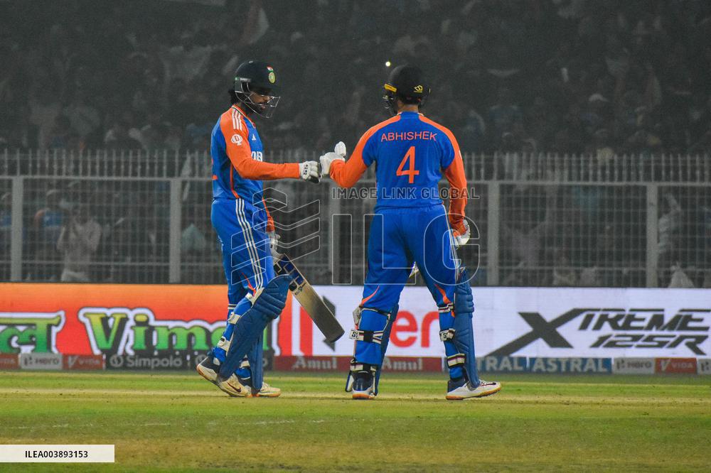 India v England - 1st T20I