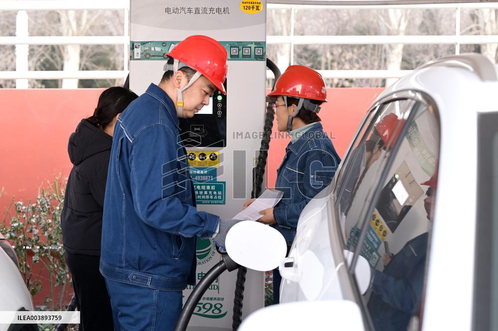 New Energy Charging Station Equipment Inspection