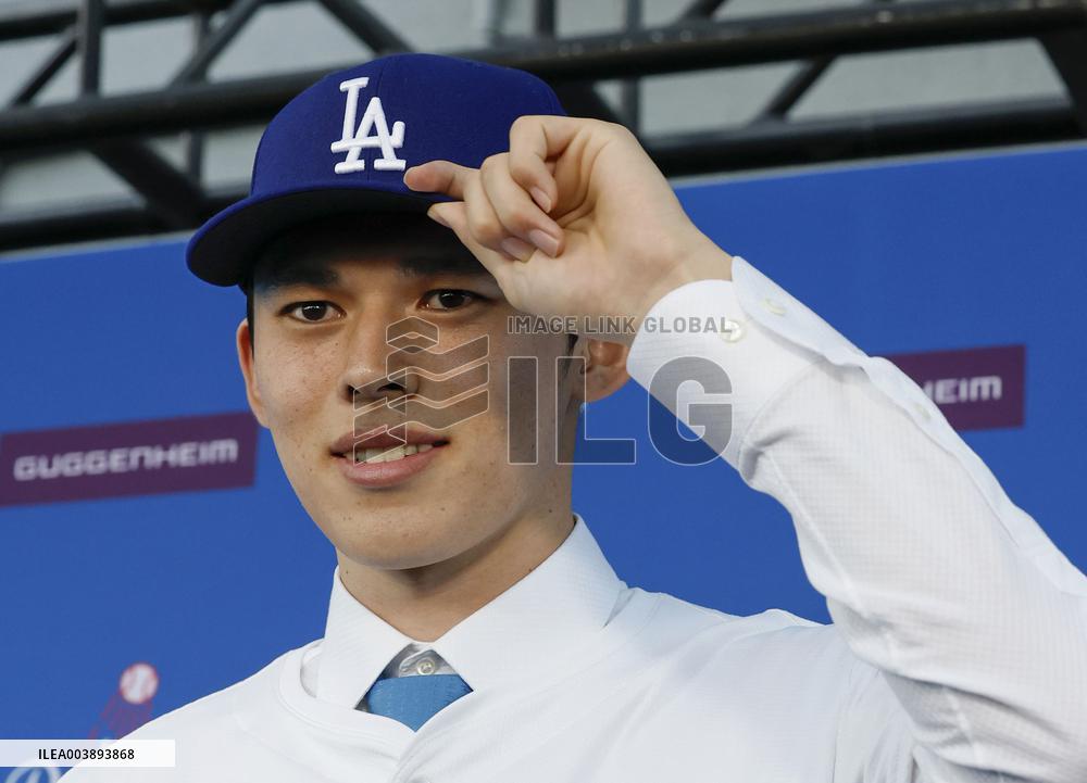 Baseball: New Los Angeles Dodger Roki Sasaki