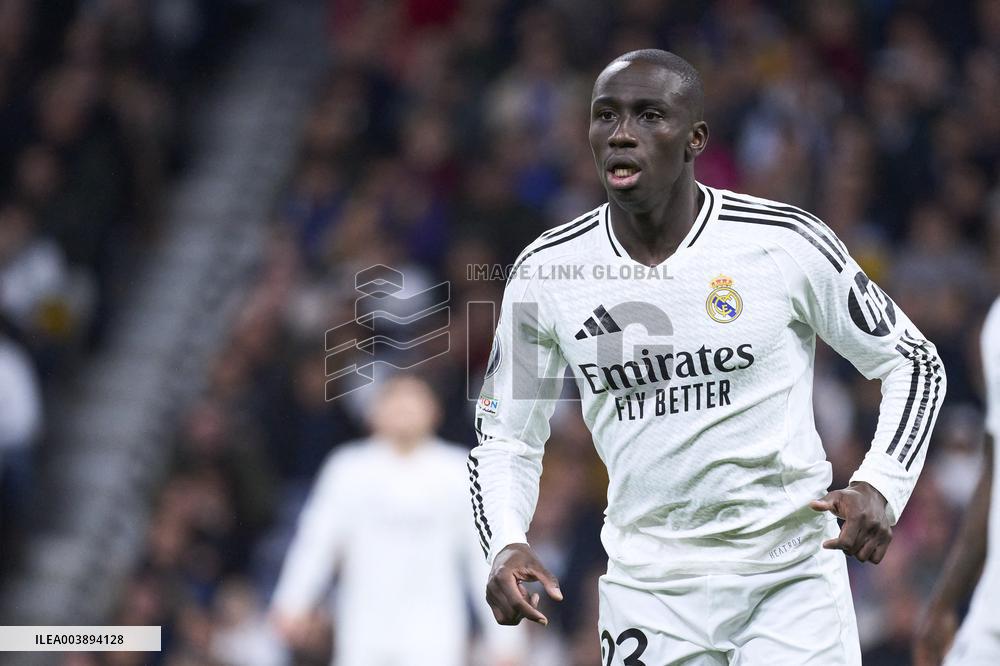 Real Madrid C.F. v FC Salzburg - Madrid