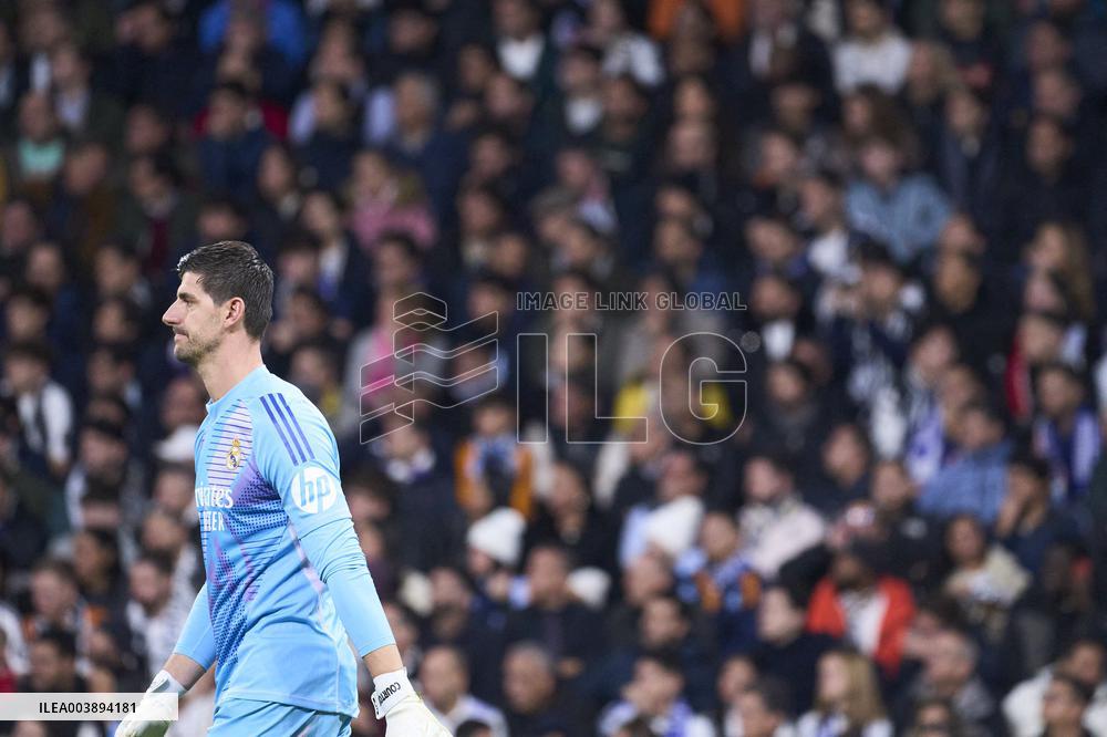 Real Madrid C.F. v FC Salzburg - Madrid