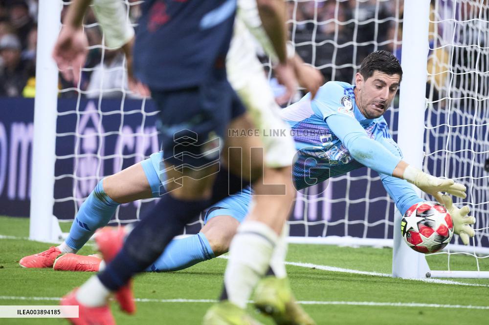 Real Madrid C.F. v FC Salzburg - Madrid