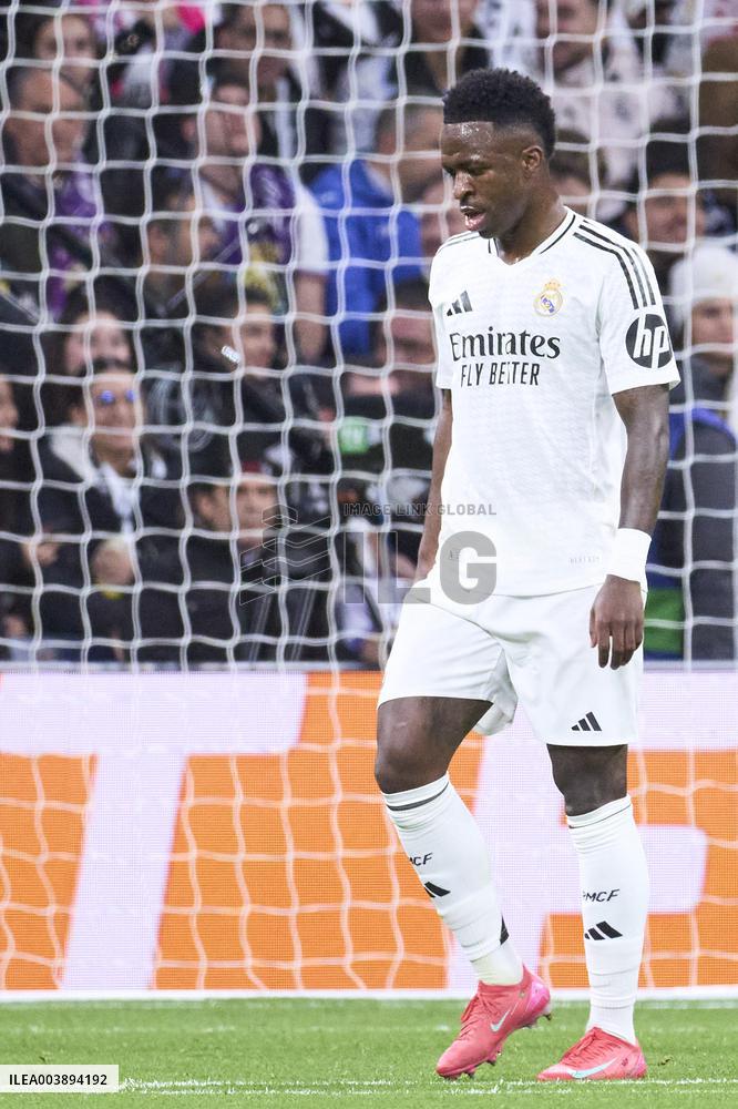 Real Madrid C.F. v FC Salzburg - Madrid