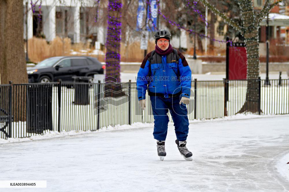 Severe Arctic Cold Air Continues To Affect Southern Ontario.