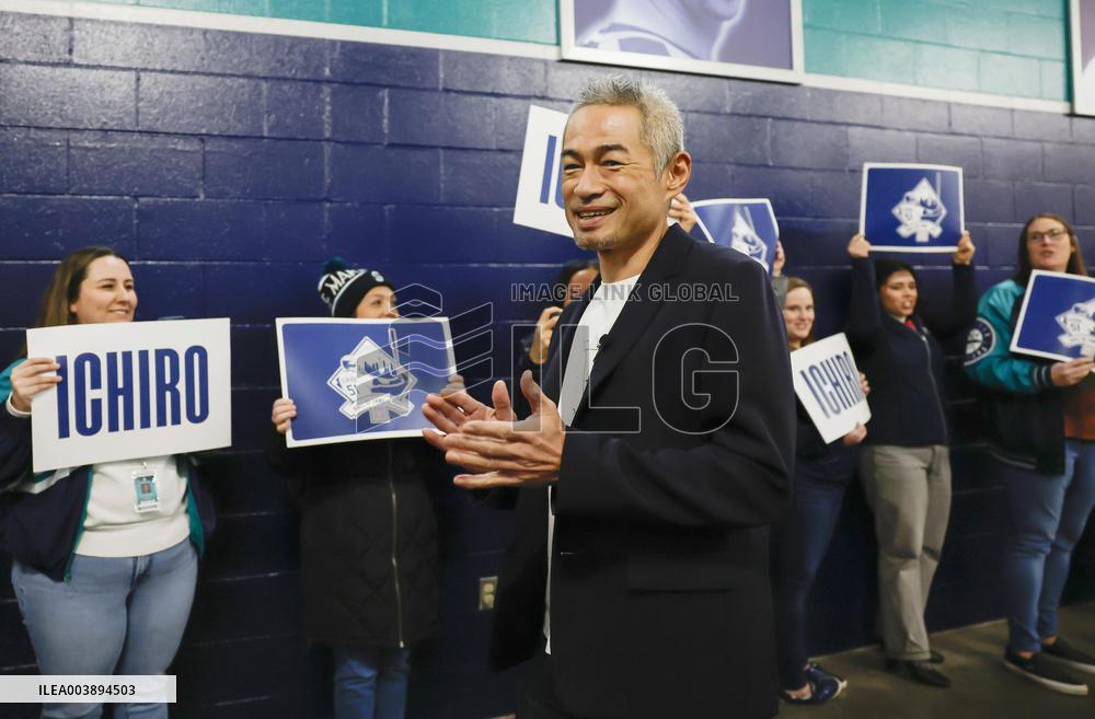 Baseball: Ichiro becomes 1st Asian elected to U.S. Hall of Fame