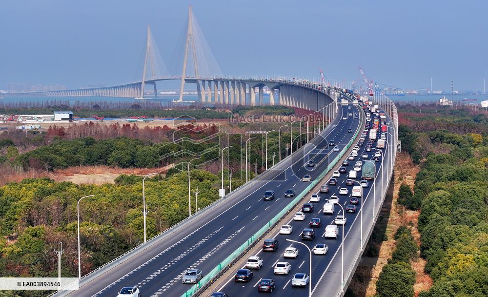 Spring Festival Expressway Peak