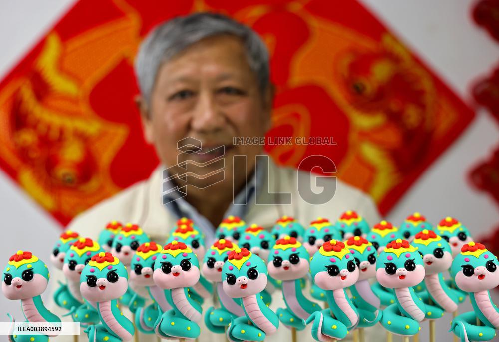 Snake-theme Handmade Clay Sculpture