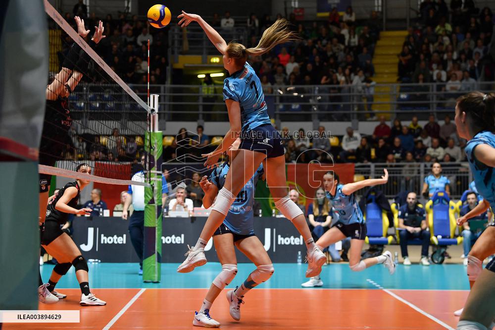 VOLLEY - Volley Challenge Cup Women - Reale Mutua Fenera Chieri vs Sport Lisboa e Benfica