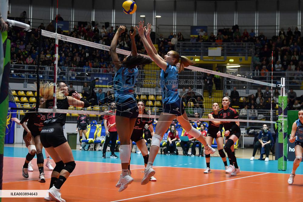 VOLLEY - Volley Challenge Cup Women - Reale Mutua Fenera Chieri vs Sport Lisboa e Benfica