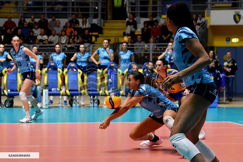 VOLLEY - Volley Challenge Cup Women - Reale Mutua Fenera Chieri vs Sport Lisboa e Benfica