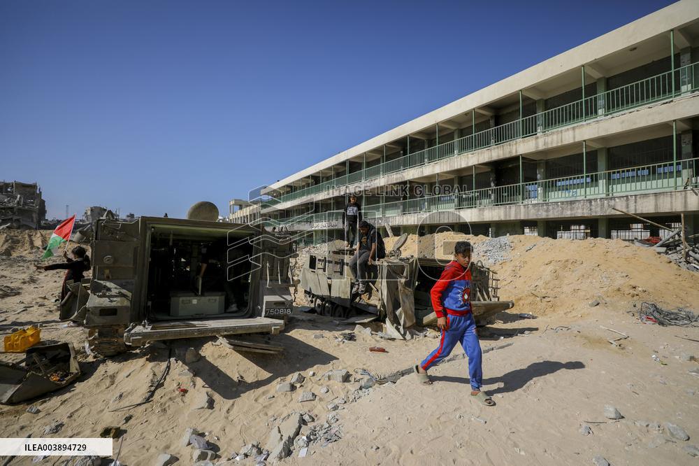 Third Day of A Ceasefire Between Israel and Hamas - Gaza