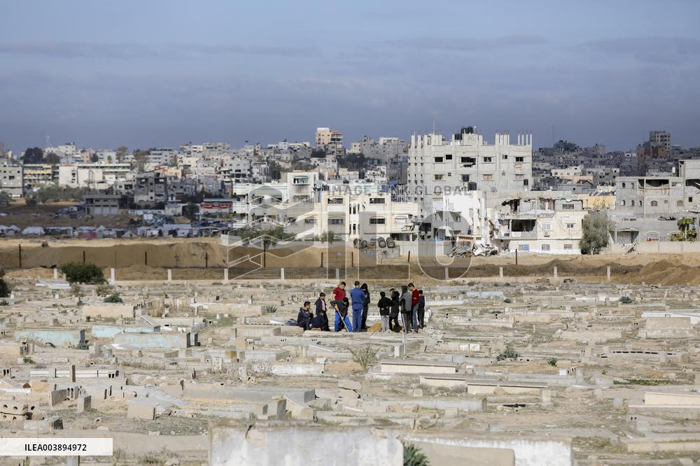 Life And Death During The Ceasefire At The Gaza Strip - Palestine