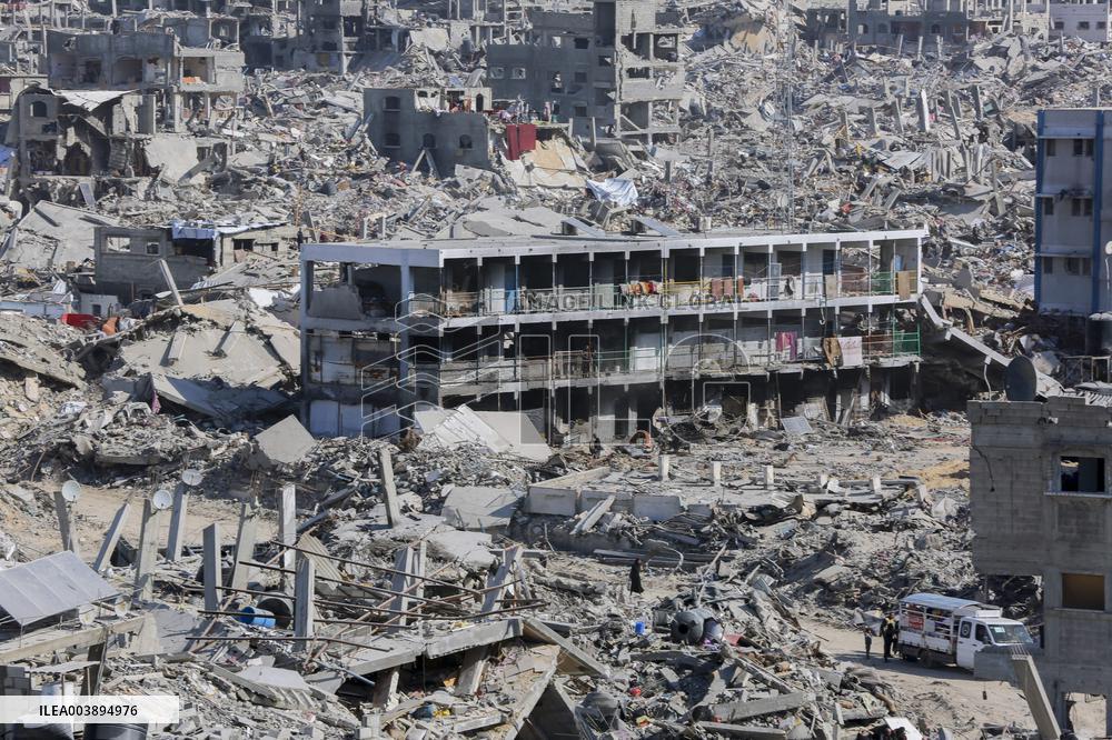 Life And Death During The Ceasefire At The Gaza Strip - Palestine