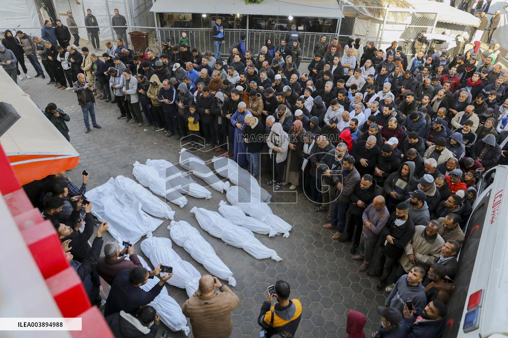 Life And Death During The Ceasefire At The Gaza Strip - Palestine
