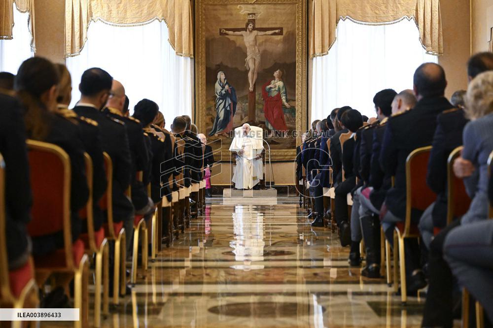 Pope Francis In Private Audience - Vatican